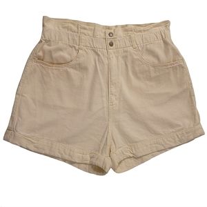 LEVI'S High Rise Paper Bag White Shorts